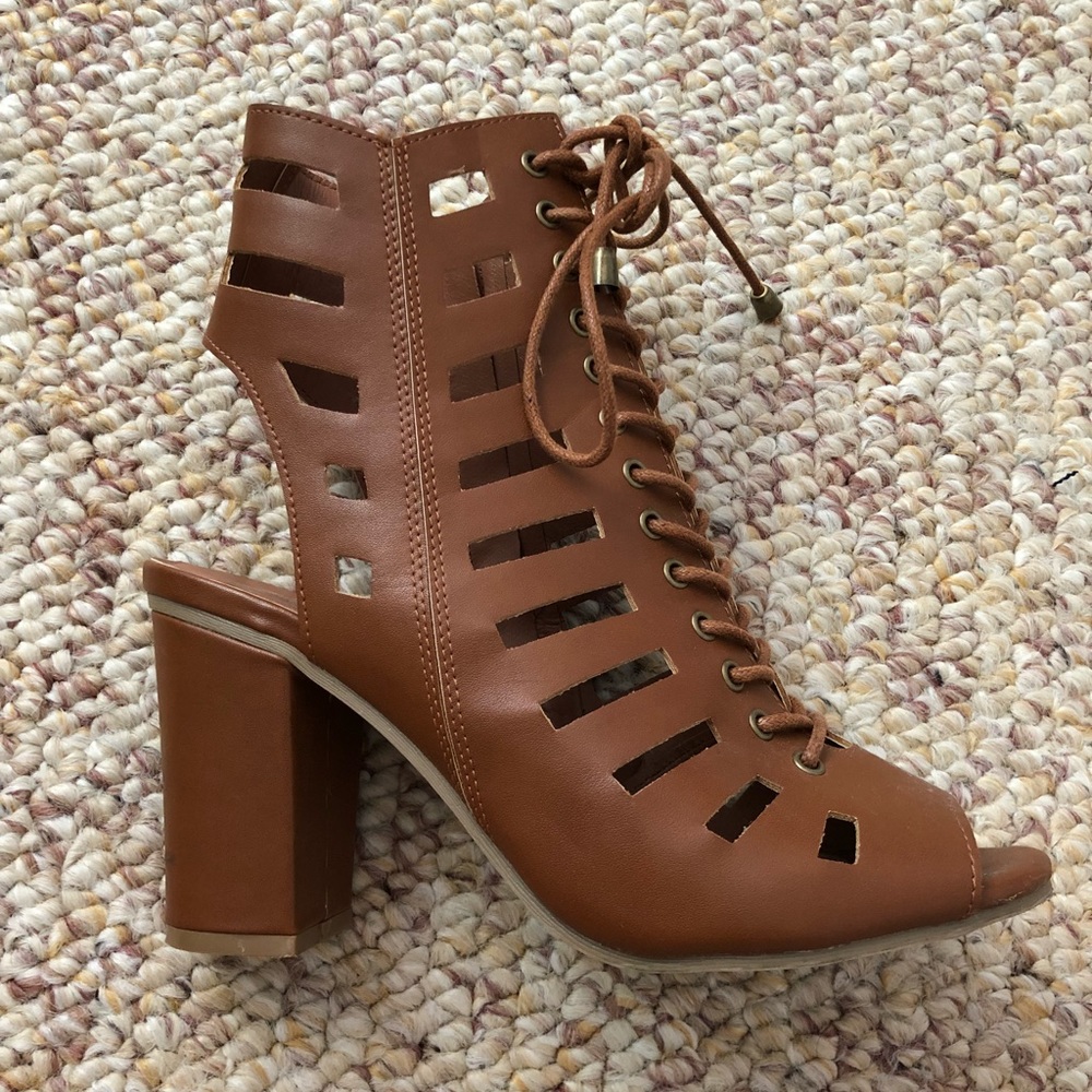 Heeled sandal